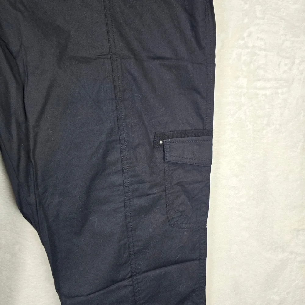 NWT Chicos Cotton Utility Pants Black The Ultimate Fit 3.5 Cargo Straight Leg